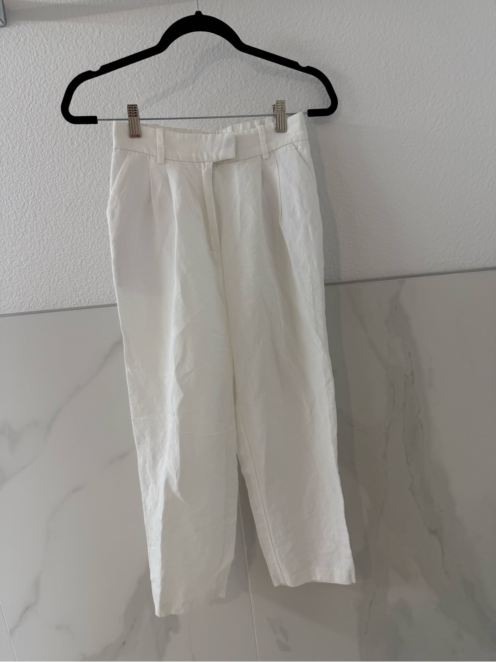 H&M White Pleated Women's Chinos